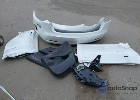 2020 Tesla Model 3 Standard Range Plus Rear-Wheel Drive/Standard Range Rear-Wheel Drive from USA, damaged, VIN 5YJ3E1EA3LF597513